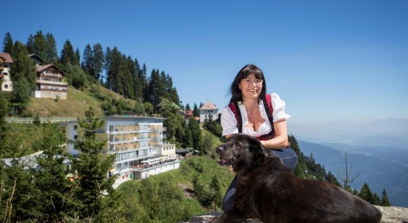 Sonnenhotel Zaubek Treffen Luaran gambar